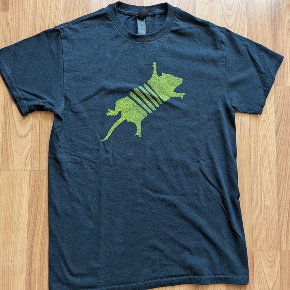 Black T-Shirt with Roadkill Graphic - Picture 1 of 1